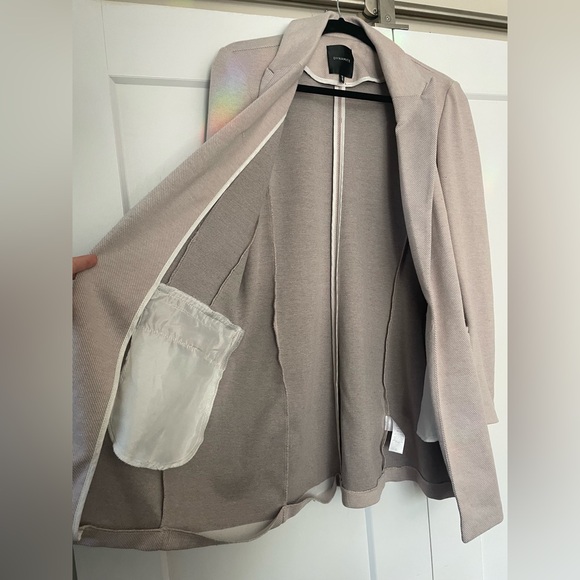 Dynamite Beige casual Blazer - Picture 3 of 4